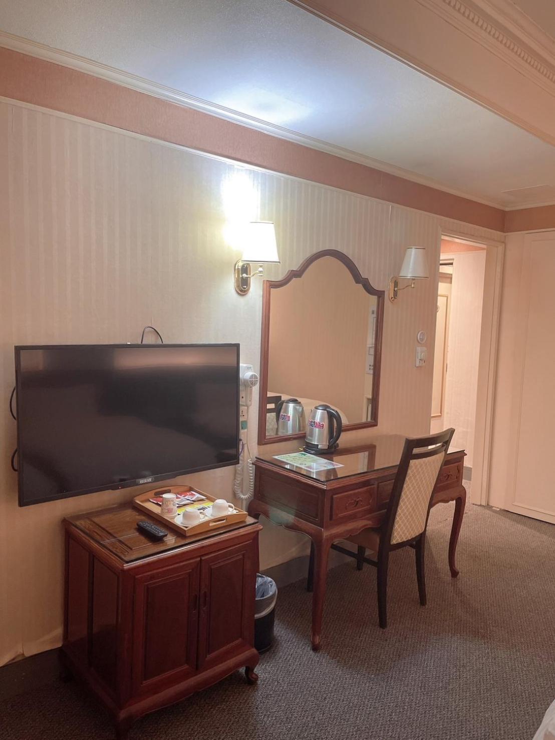 טאויואן Duke Business Hotel מראה חיצוני תמונה